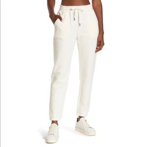 NWOT Sweaty Betty Essential Joggers